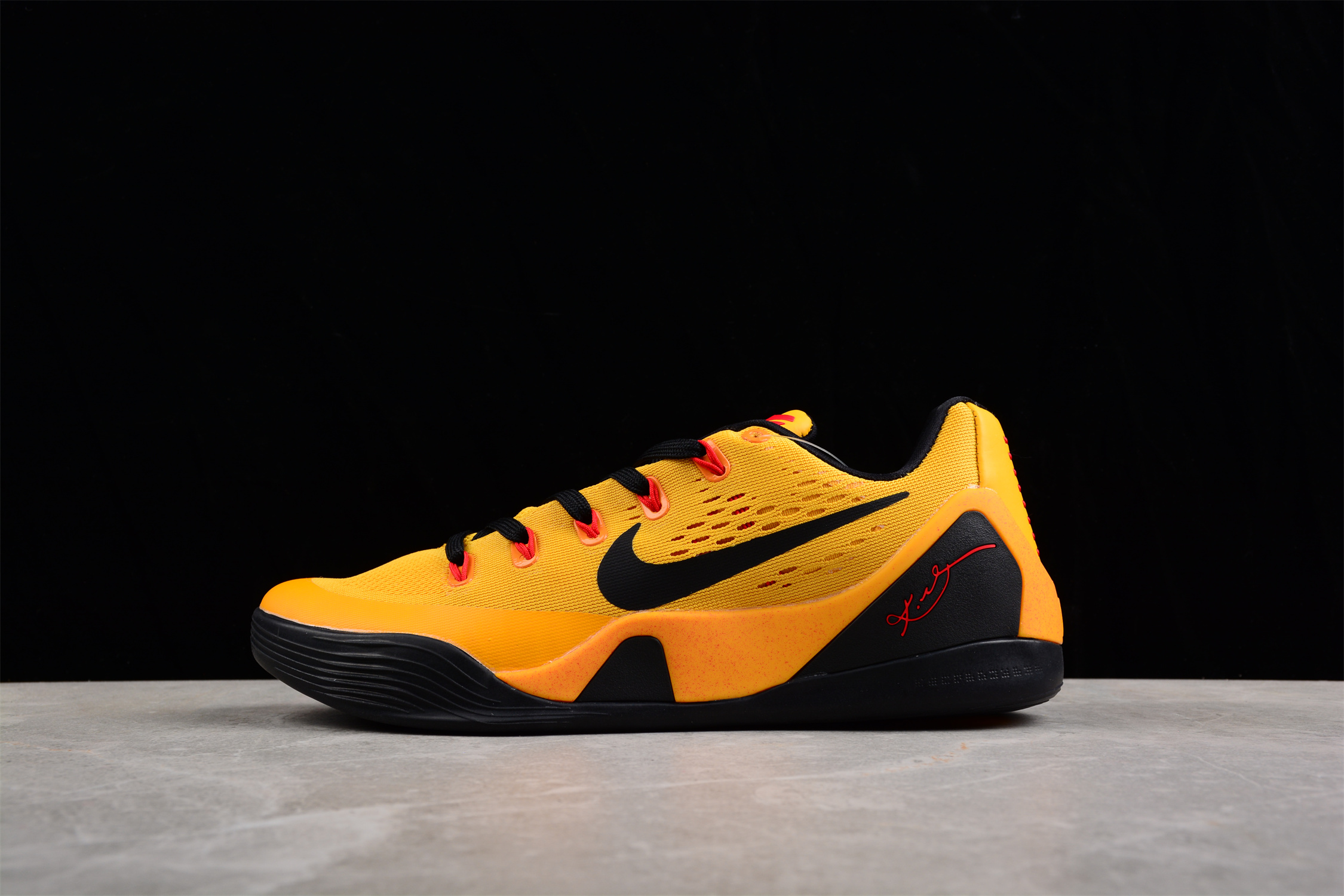 Nike Kobe 9 Elite Low Bruce Lee